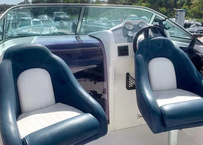 6 Person In Aure-by Traum *